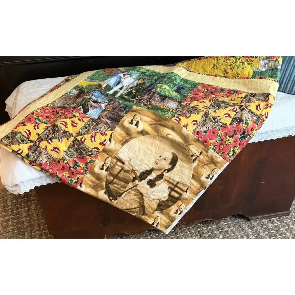 Handmade Wizard of Oz Throw Quilt EUC 63” x 60” REVERSIBLE 3727/20